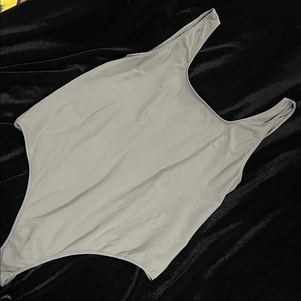 SKIMS Women’s Gray Bodysuit